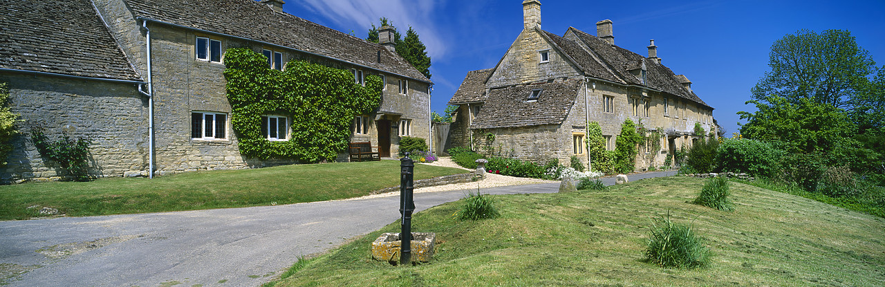 #010394-7 - Cotswold Cottages, Little Barrington, Gloucestershire, England