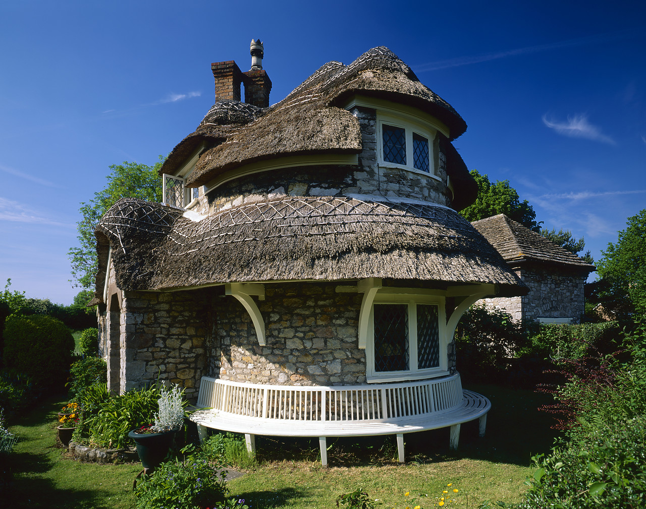 #010635-1 - Thatched Circular Cottage, Blaise Hamlet, Avon, England