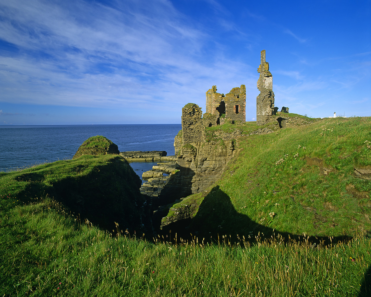 #010685-1 - Castle Girnigoe & Sinclair, near Wick, Highland Region, Scotland