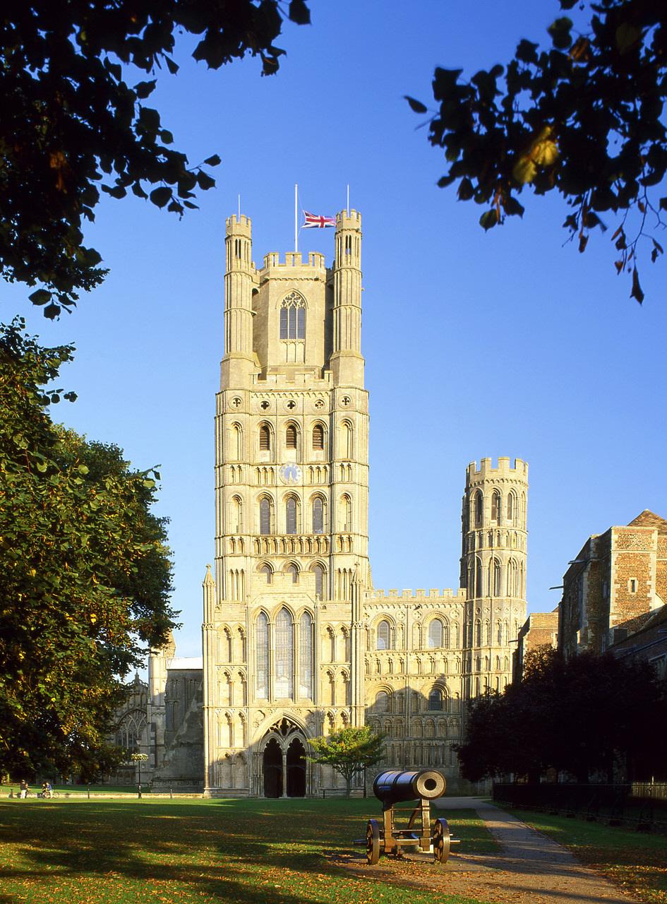 #010707-1 - Ely Cathedral, Ely, Cambridgeshire, England