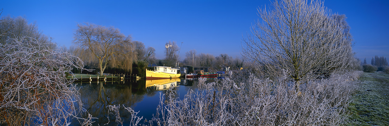 #020031-4 - Winter Reflections Along River Yare, Trowse, Norfolk, England