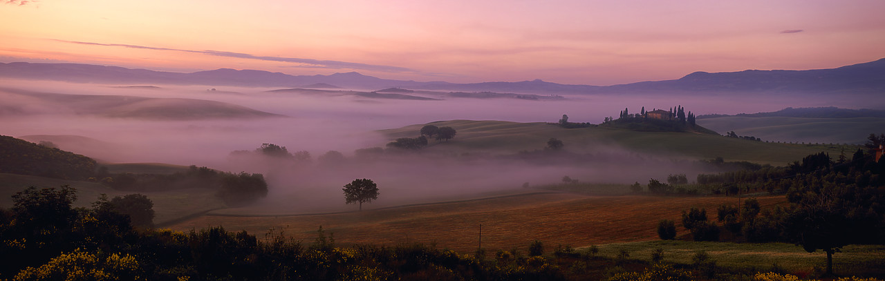 #020131-5 - Belvedere in Mist, San Quirico d' Orcia, Tuscany, Italy