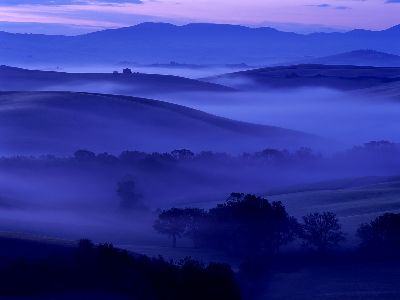 #020140-4 - Valley in Mist, San Quirico d'Orcia, Tuscany, Italy