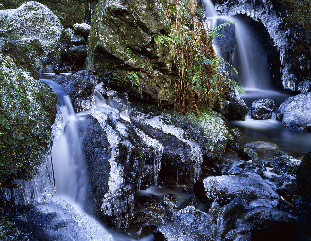 #030014-1 - Ladore Falls in Winter, Lake District National Park, Cumbria, England