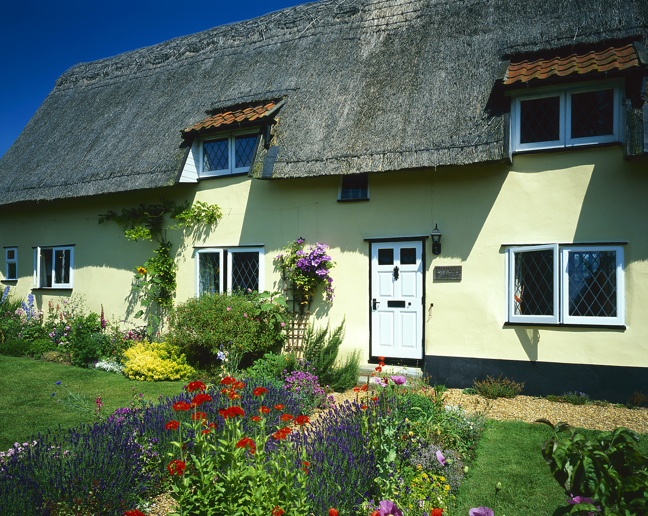 #030134-4 - Thatched Cottage & Garden, Redgrave, Suffolk, England