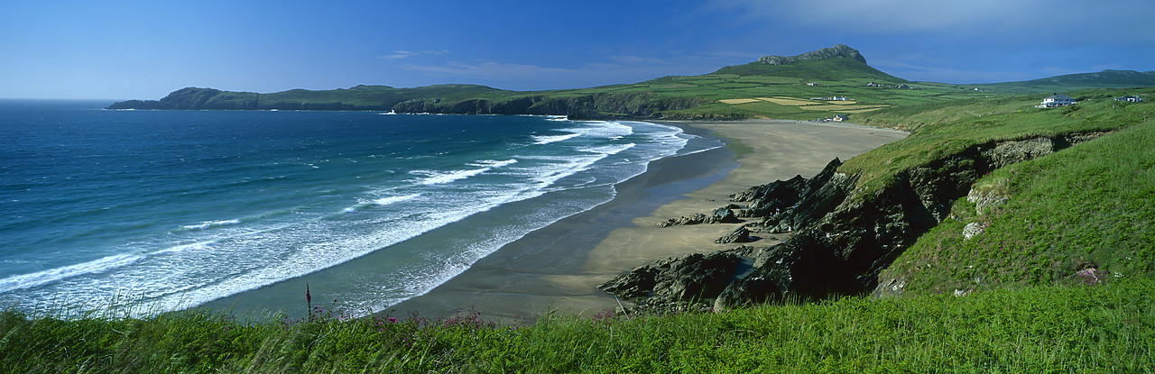 #030190-8 - Whitesand Bay, Dyfed, Wales