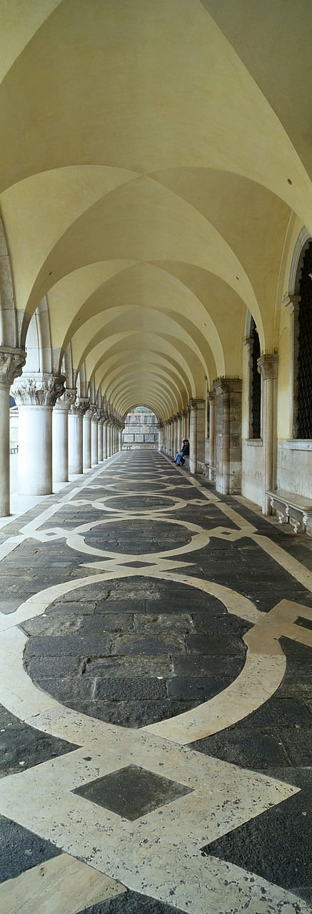 #030452-1 - Ducale Palace, Corridor, Venice, Italy