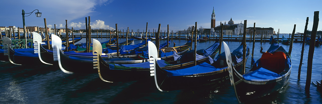 #030465-1 - Gondolas, & St. Giorgio Maggiore, Venice, Italy