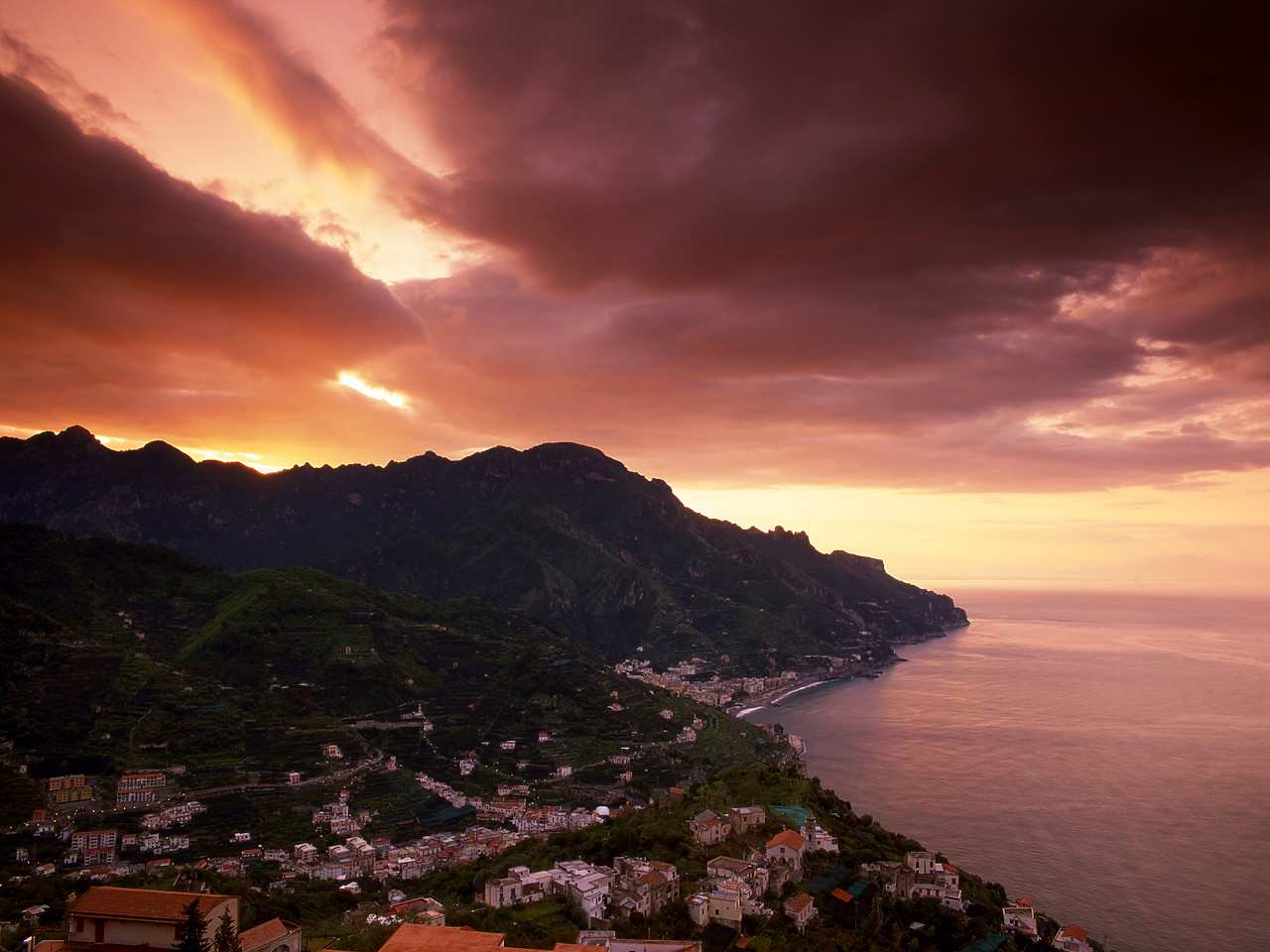 #040121-2 - Sunrise over Amalfi Coast, Ravello, Campania, Italy