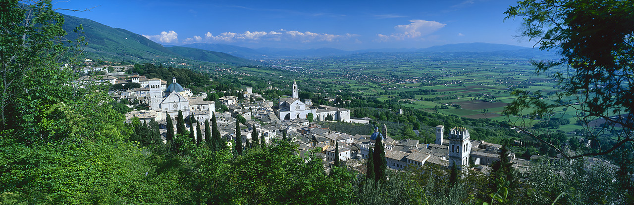 #040220-2 - View over Assisi, Umbria, Italy