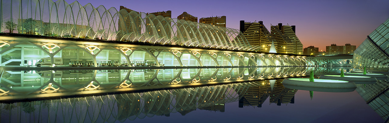#050015-1 - City of Arts & Sciences at Twilight, Valencia, Spain