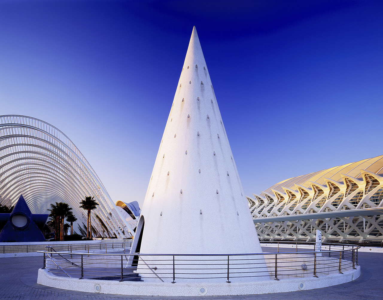 #050016-1 - City of Arts & Sciences, Valencia, Spain