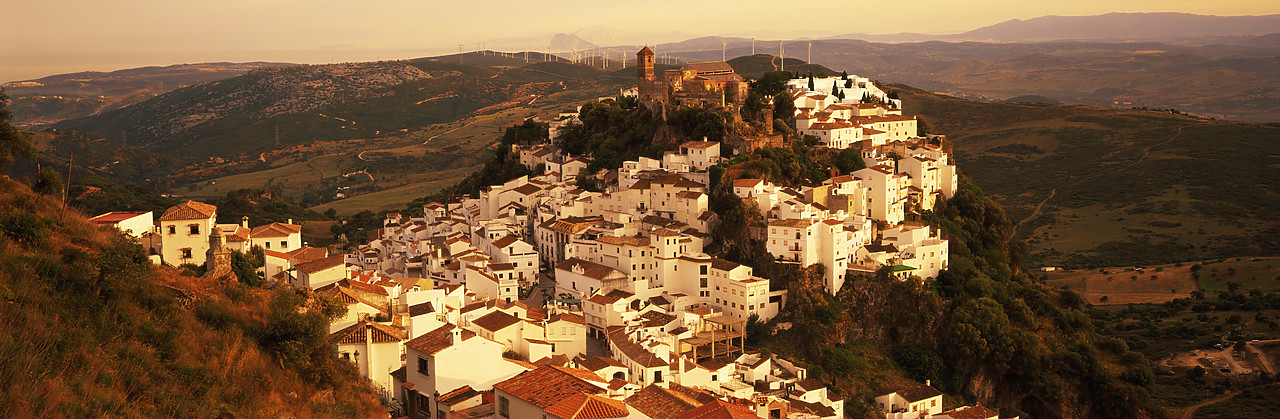 #050092-1 - Casares, Andalusia, Sain