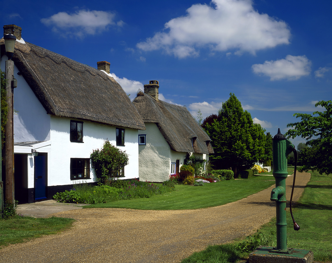 #050129-4 - Thatched Cottages, Barrington, Cambridgeshire, England