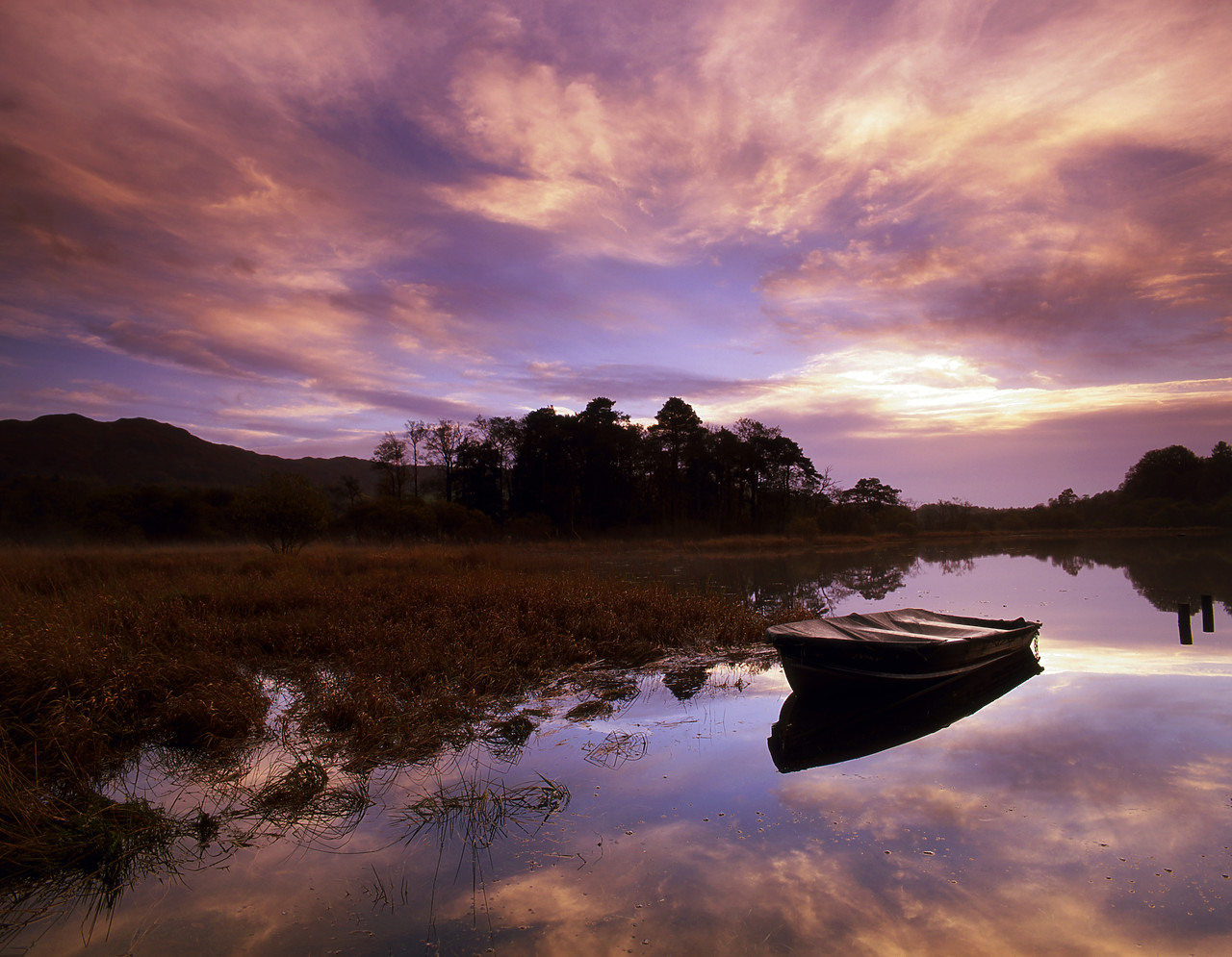 #050295-1 - Boat on Elterwater at Sunrise, Lake District National Park, Cumbria, England