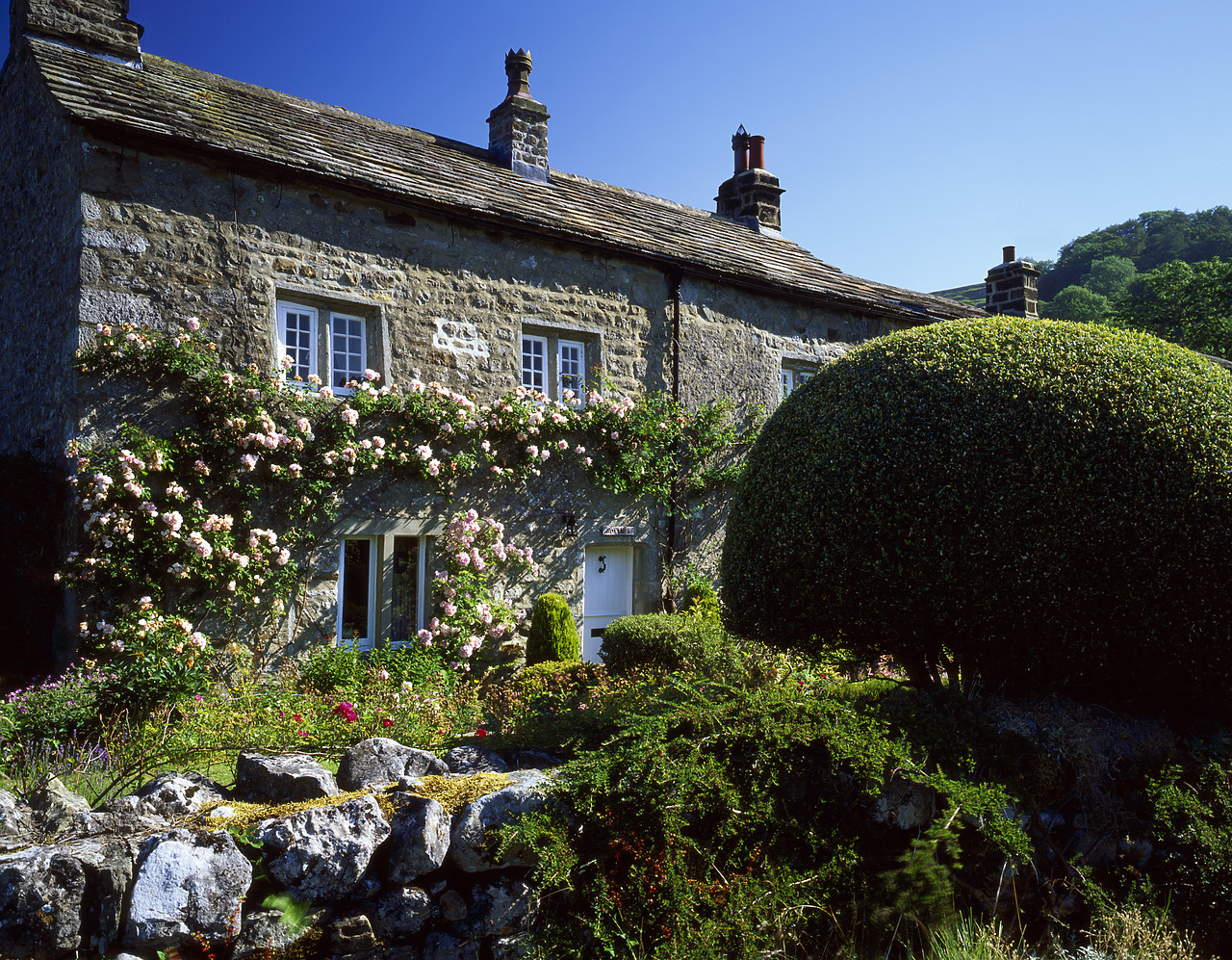 #060114-2 - Boxtree Cottage & Garden, Starbotton, North Yorkshire, England