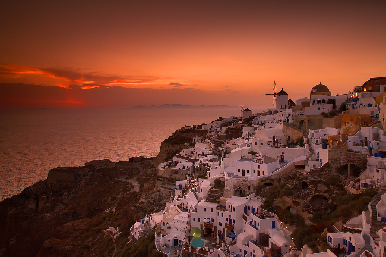 #060267-2 - View over Oia at Sunset, Santorini, Greece
