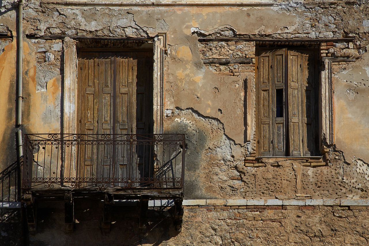 #060316-1 - Weathered Door & Windows, Galaxidi, Greece