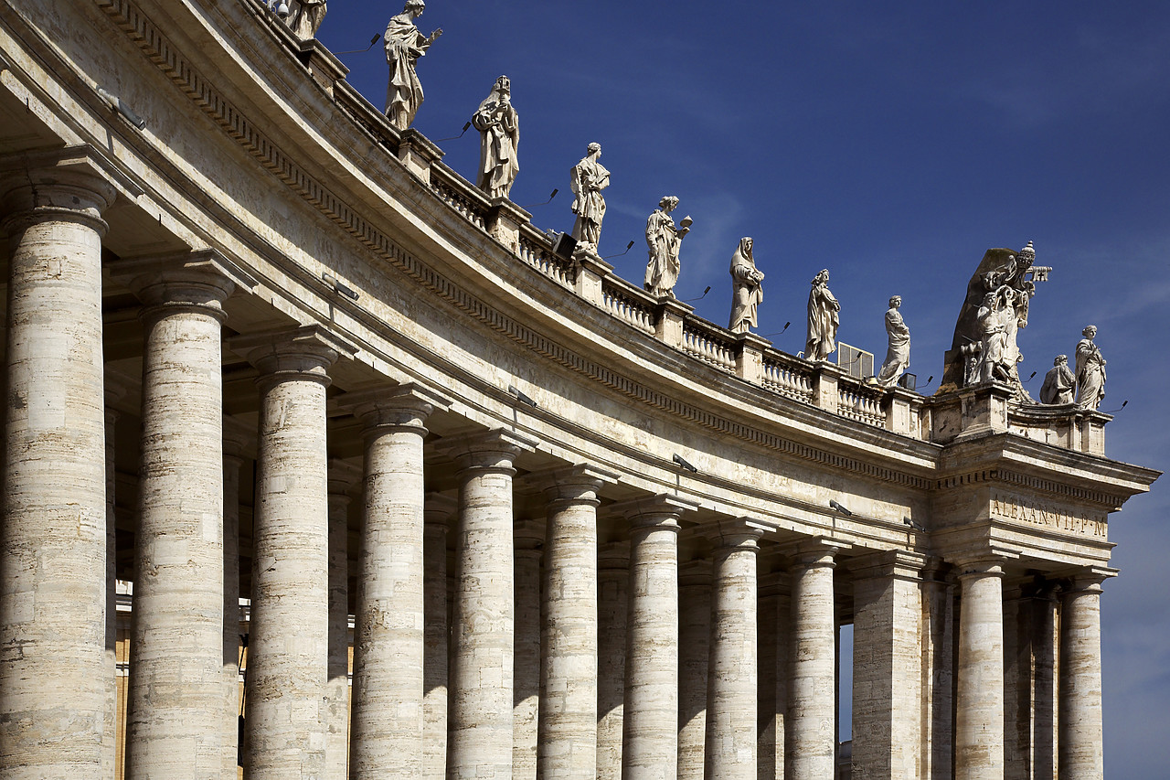 #060399-1 - St. Peter's Square, The Vatican, Rome, Italy