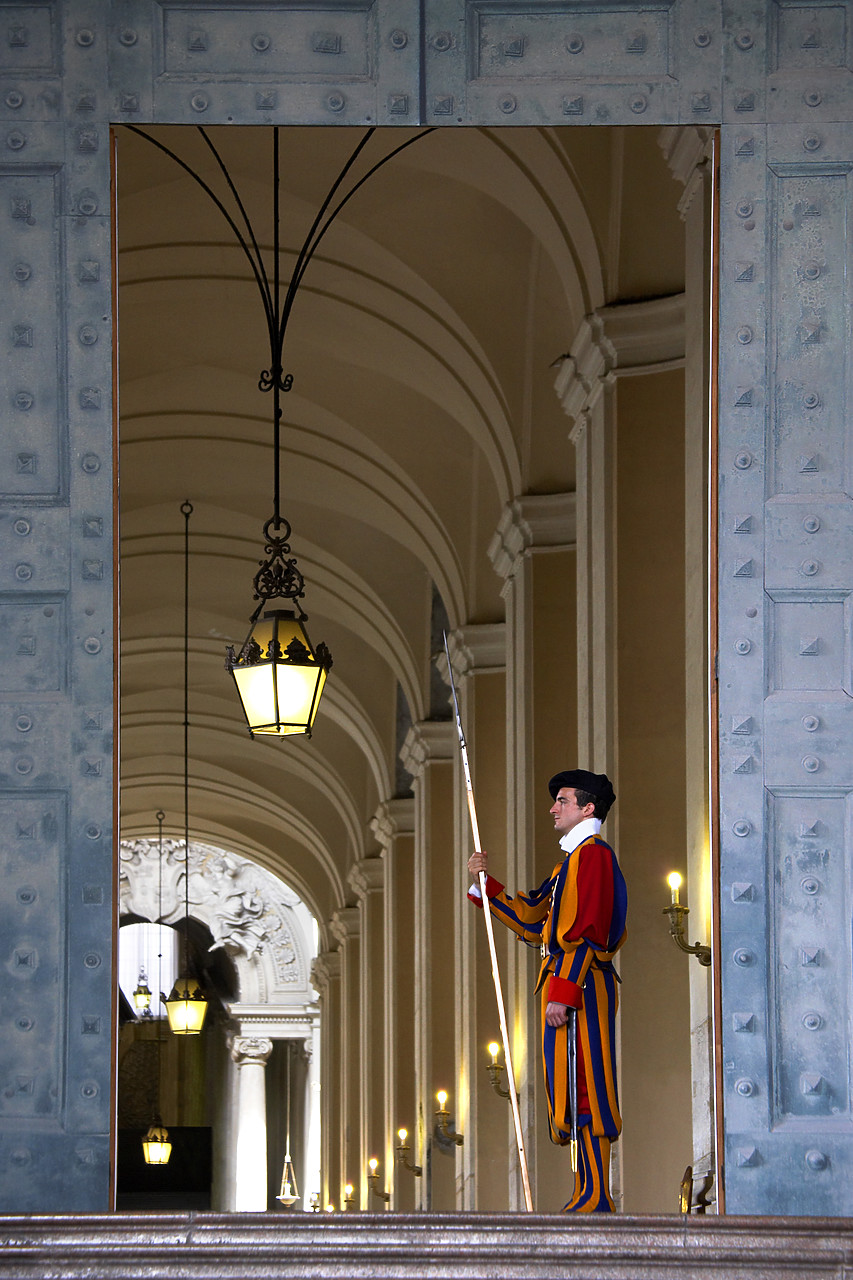 #060409-2 - Papal Swiss Guard in Traditional Uniforms, The Vatican, Rome, Italy