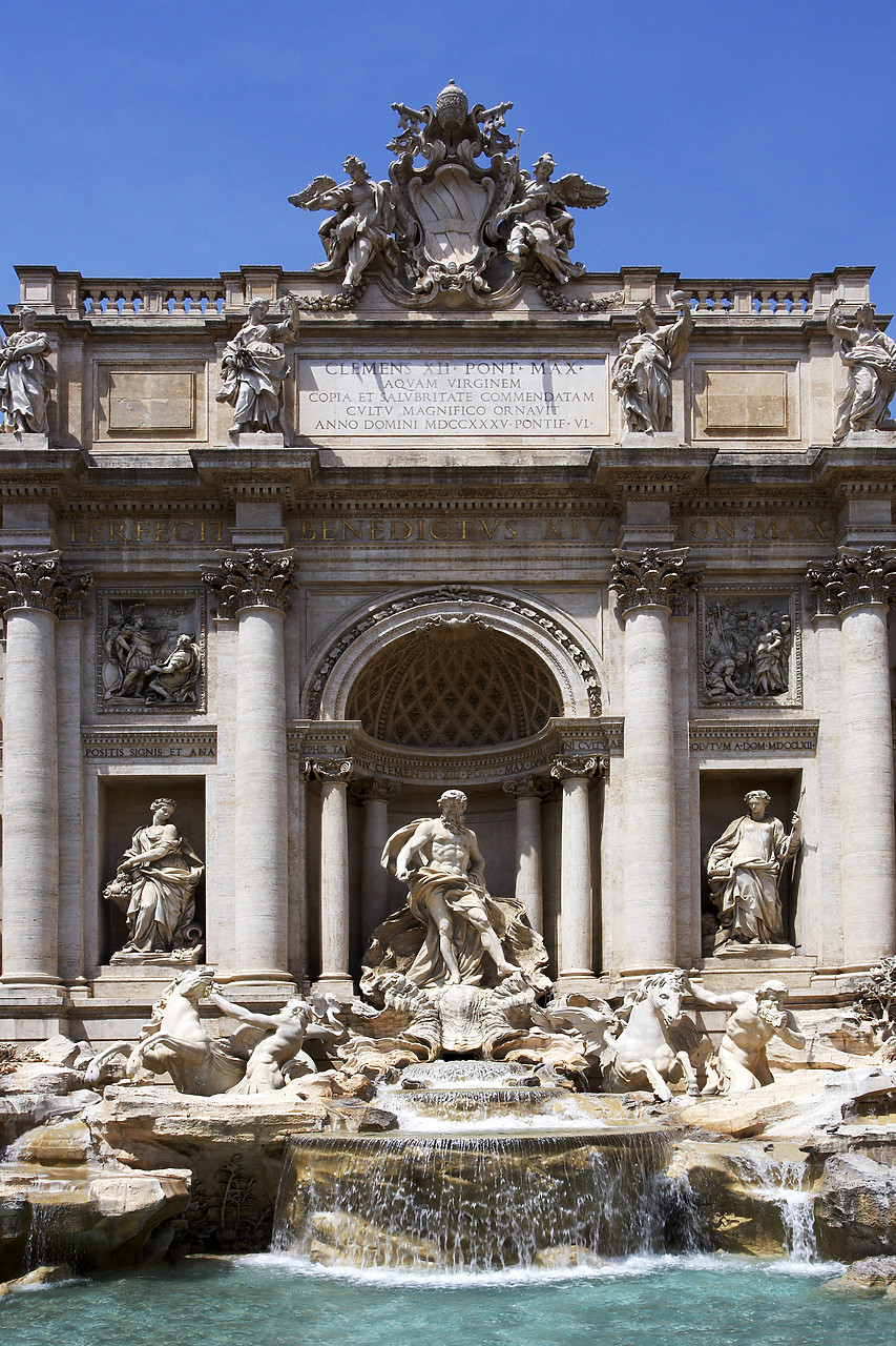 #060413-2 - The Trevi Fountain, Rome, Italy