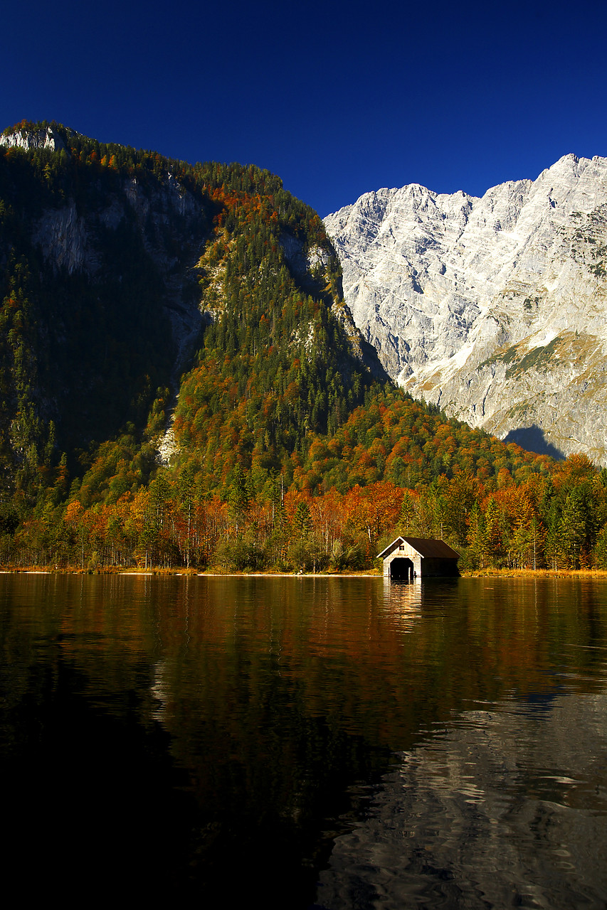 #060489-2 - Lake Konigsee & the Watzmann Mountain Range, Berchtesgaden National Park, Germany