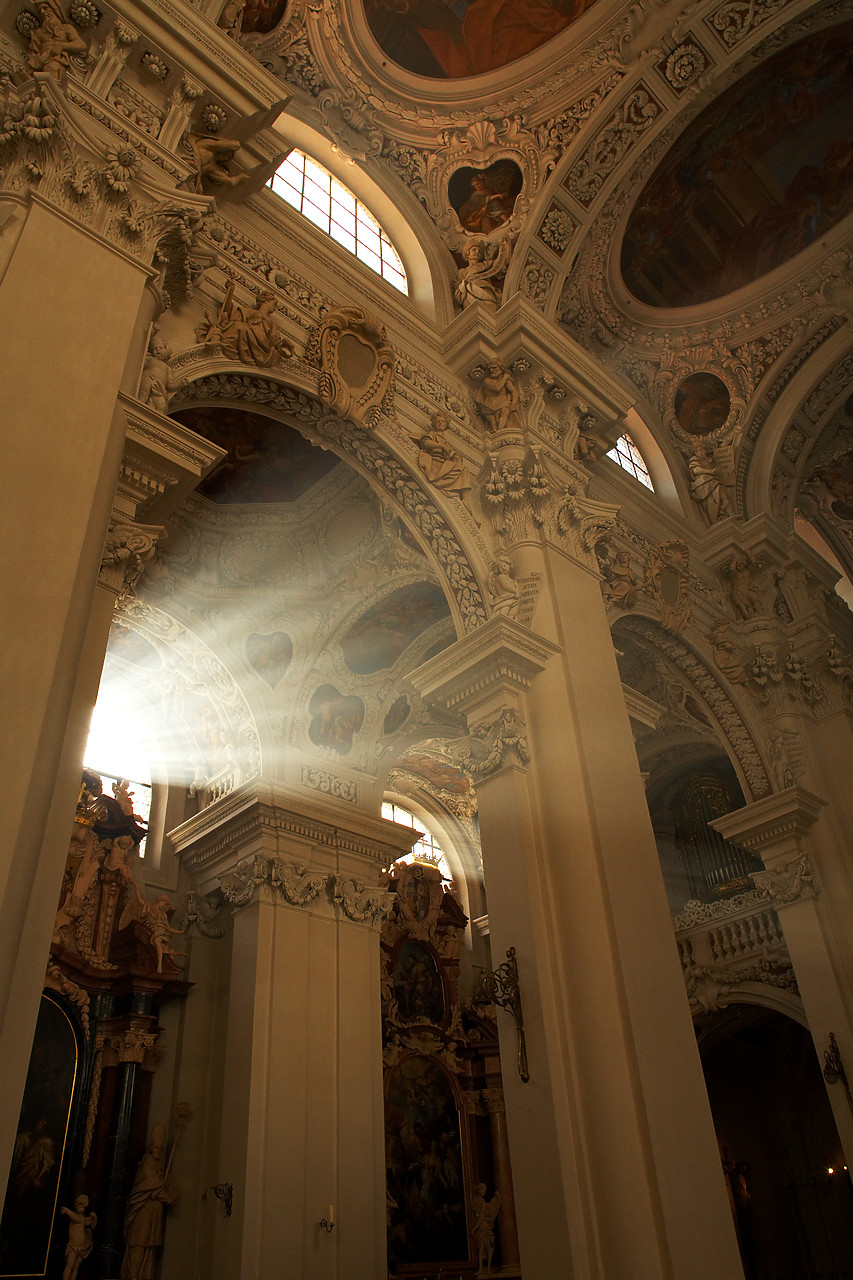 #060556-1 - Sunrays through Cathedral Window, St. Stephen's Church, Passau, Bavaria, Germany