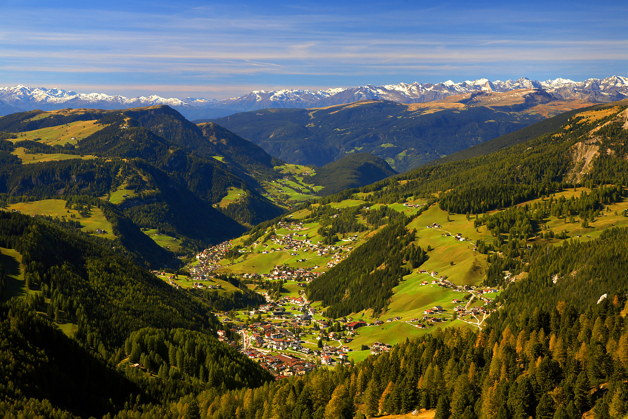 #060566-1 - View over Wolkenstein, Dolomites, Italy