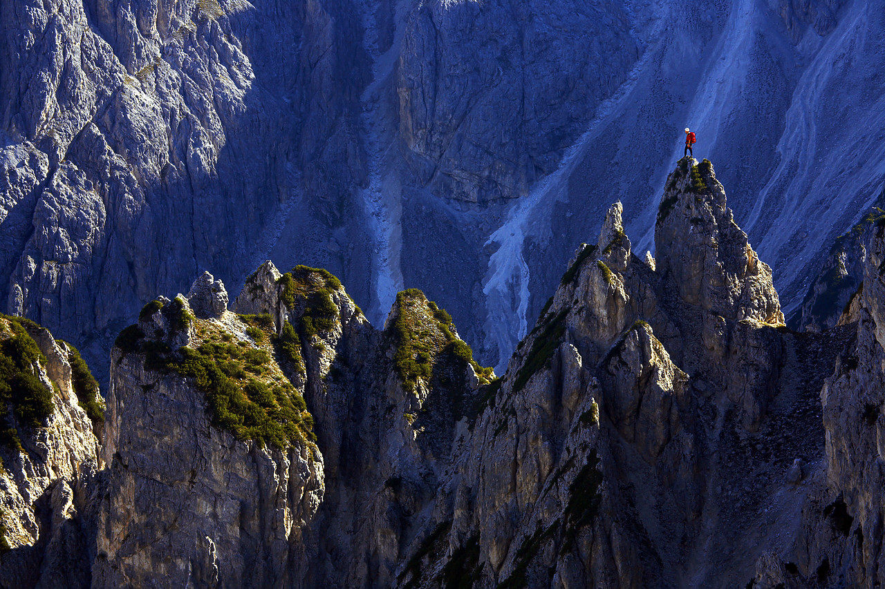 #060592-1 - Mountain Climber on Jagged Peak, Dolomites, Italy