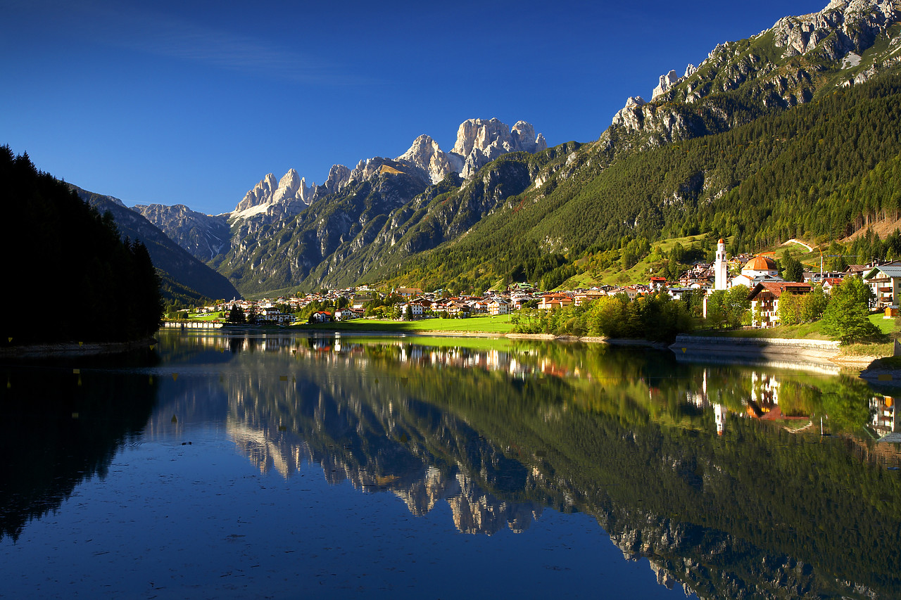 #060614-1 - Lago di Santa Caterina, Auronzo, Dolomites, Italy
