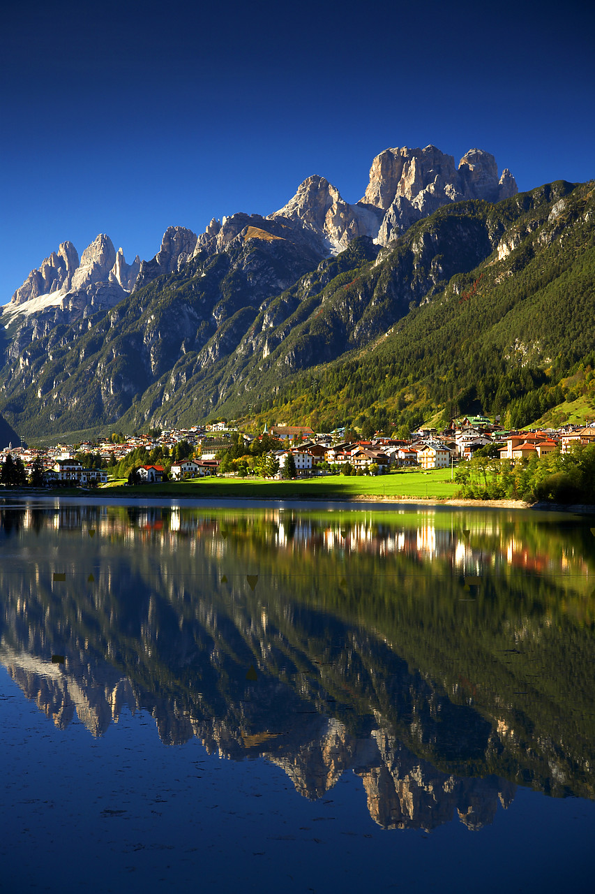 #060614-2 - Lago di Santa Caterina, Auronzo, Dolomites, Italy