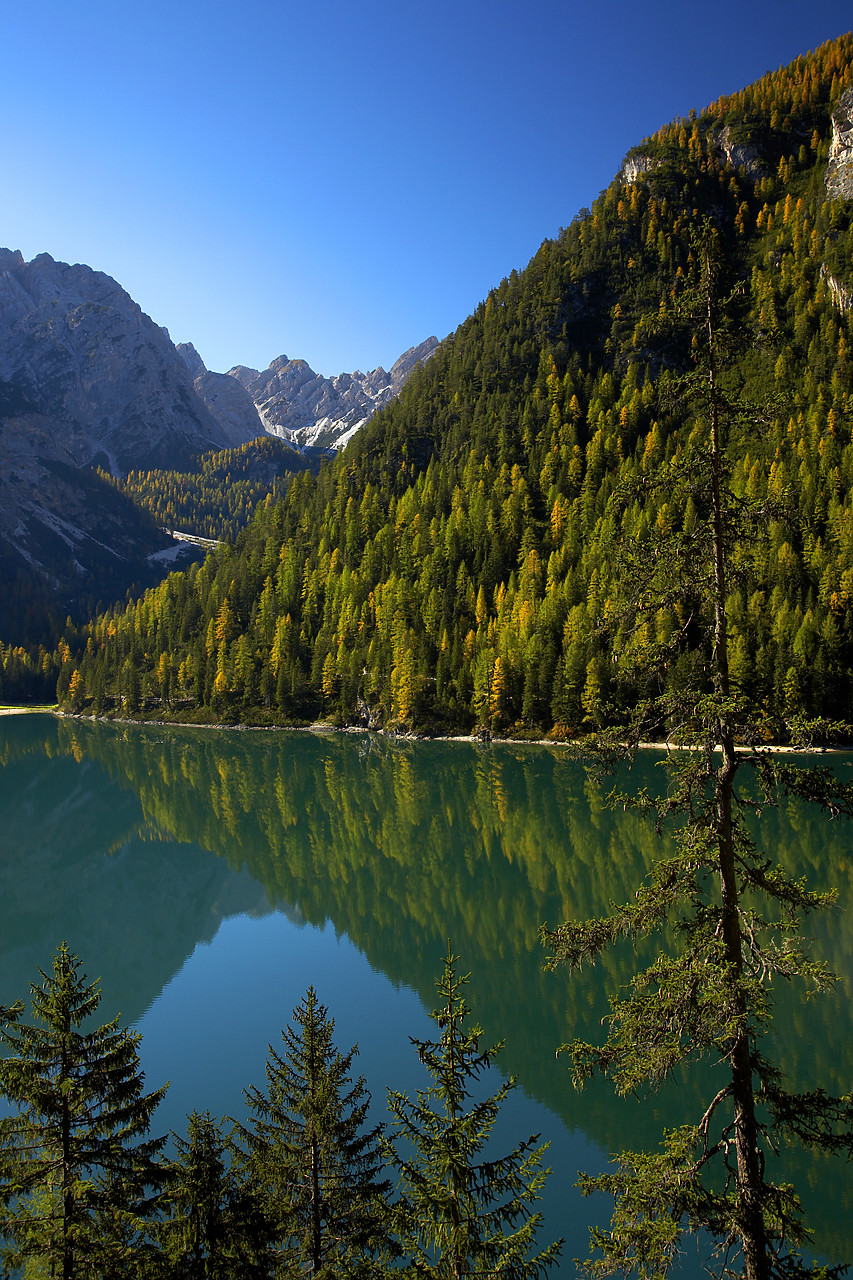 #060641-2 - Lago di Braies, Dolomites, South Tyrol, Italy