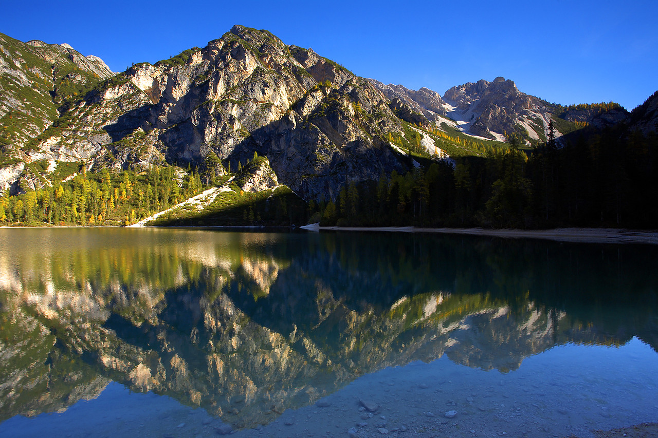 #060644-1 - Lago di Braies, Dolomites, South Tyrol, Italy