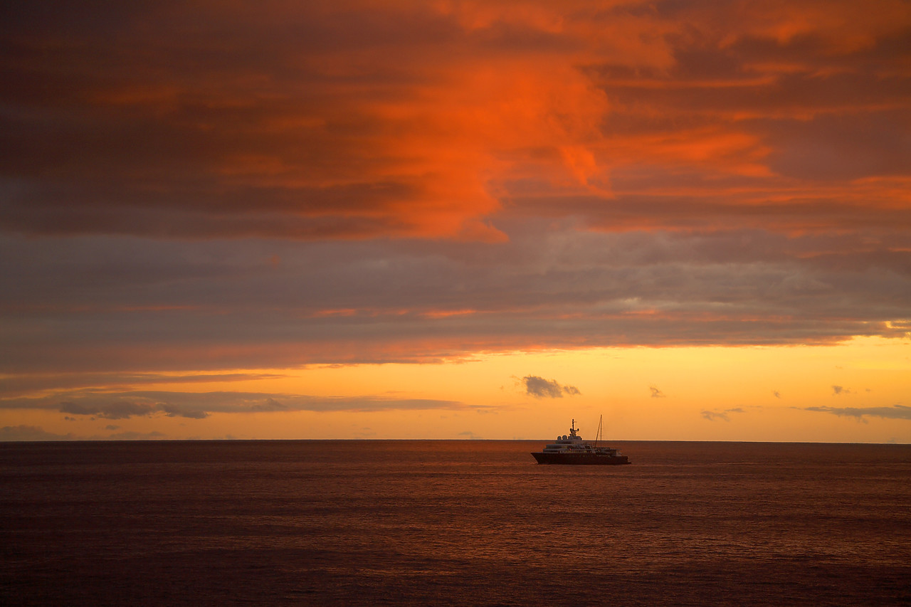 #060694-1 - Fishing Boat at Sunset, Atlantic Ocean