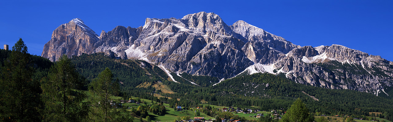 #060795-1 - The Dolomites, Cortina d' Ampezzo, Veneto, Italy