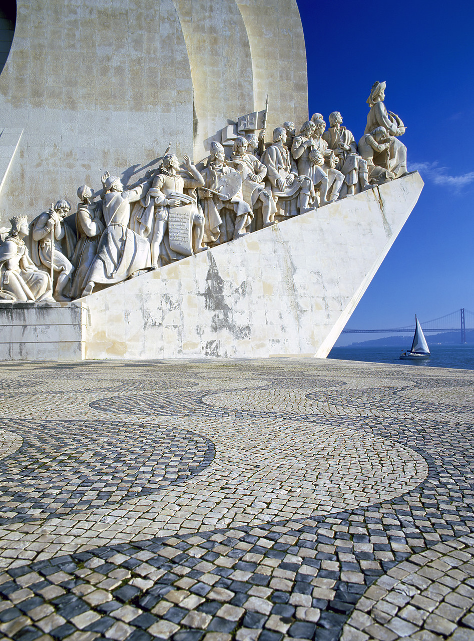 #060797-2 - Discovery Monument, Lisbon, Portugal