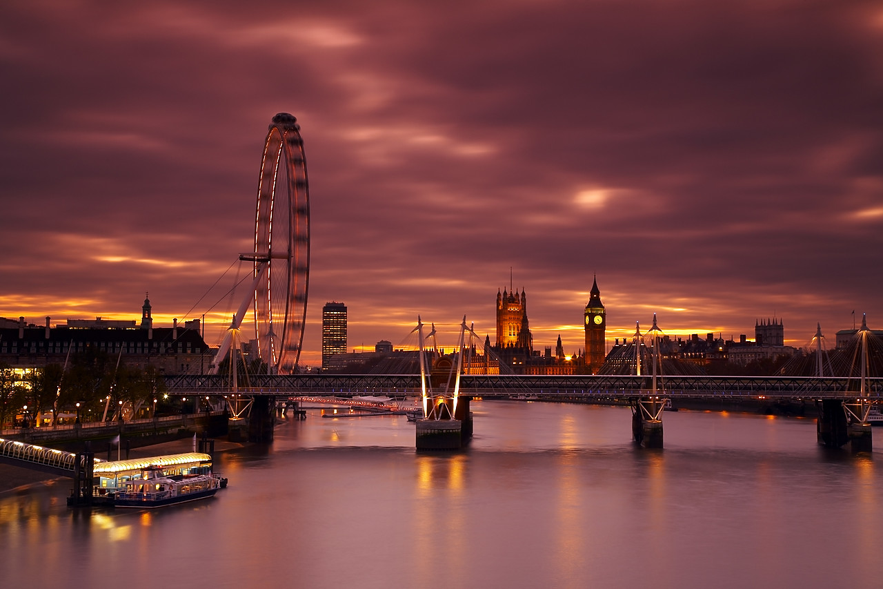 #070486-1 - London Eye & Houses of Parliament at Sunset, London, England