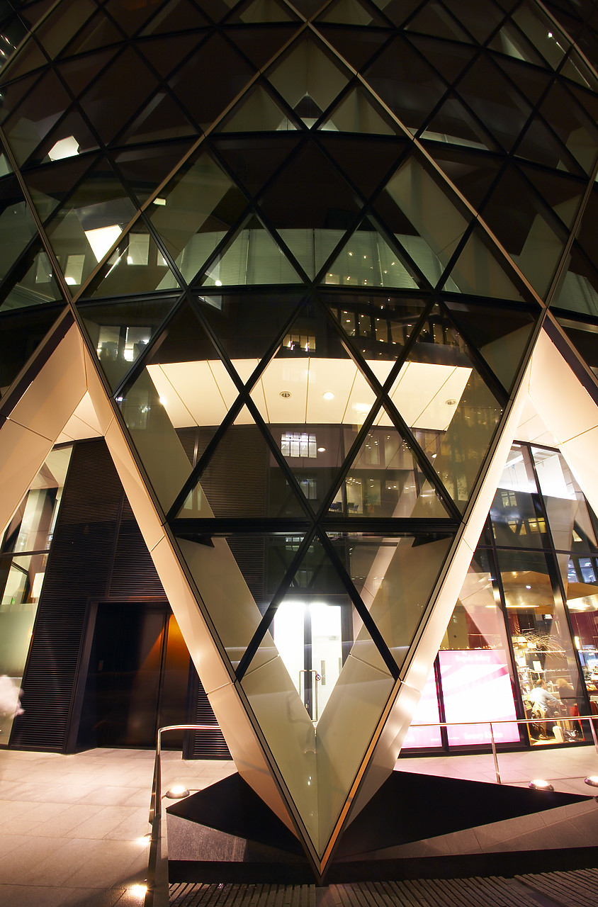 #070492-1 - Architectural Detail at Night, The Gherkin, London, England