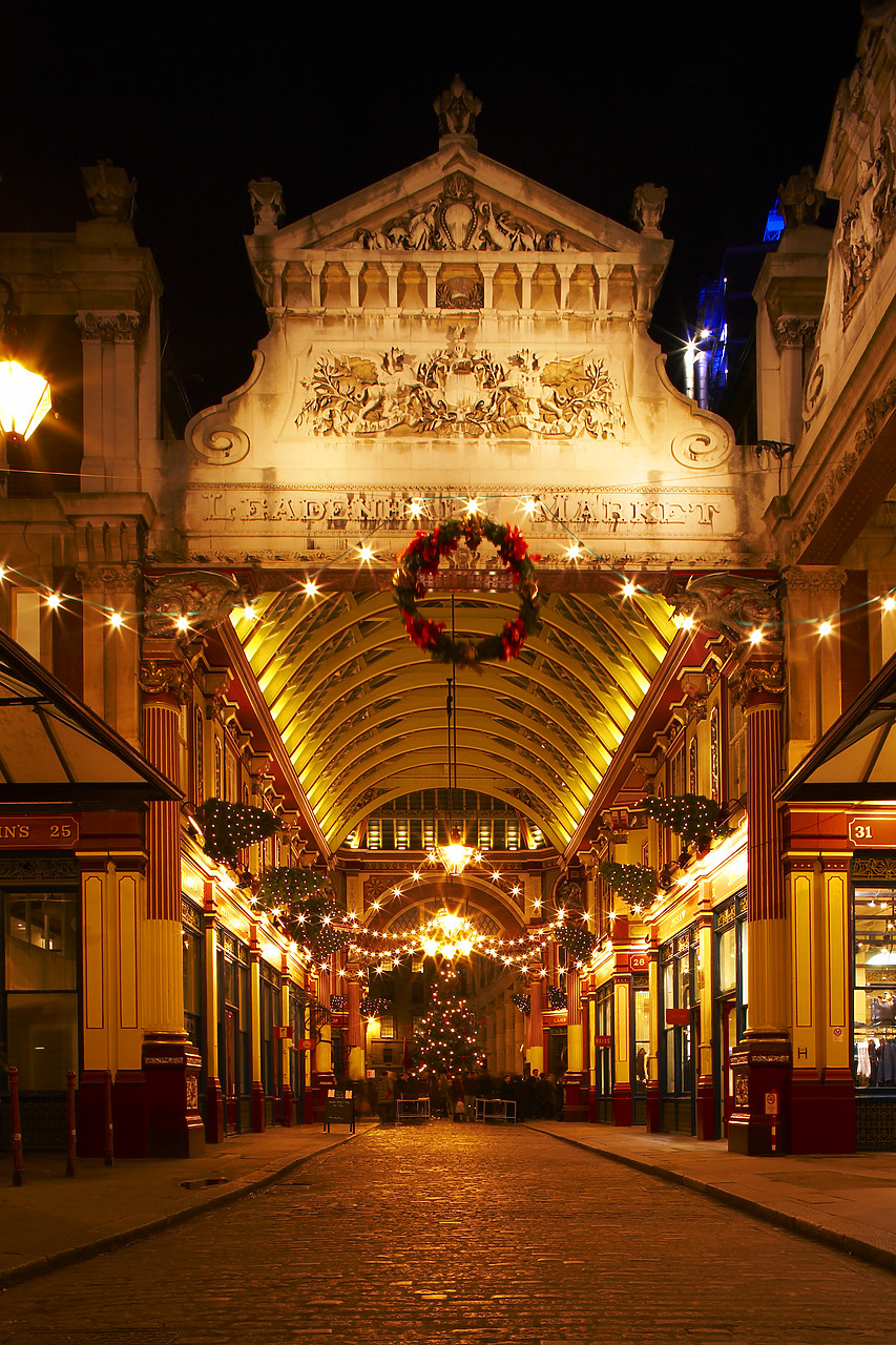 #070498-1 - Leadenhall Market at Night, London, England