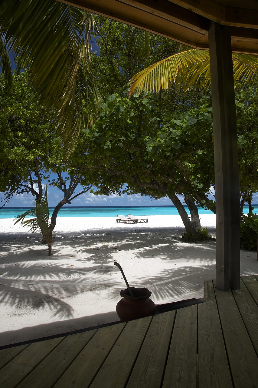 #080051-1 - View from Beach House, Kuredu, Maldives