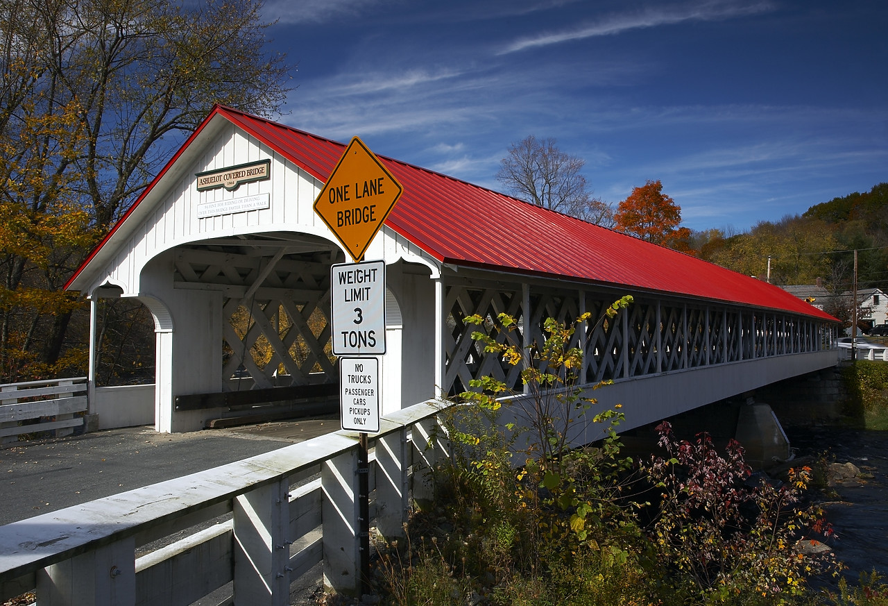 #080363-1 - Ashuelot Covered Bridge, Vermont, USA