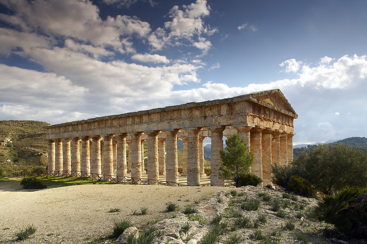 #080411-1 - Doric Greek Temple, Segesta, Sicily, Italy