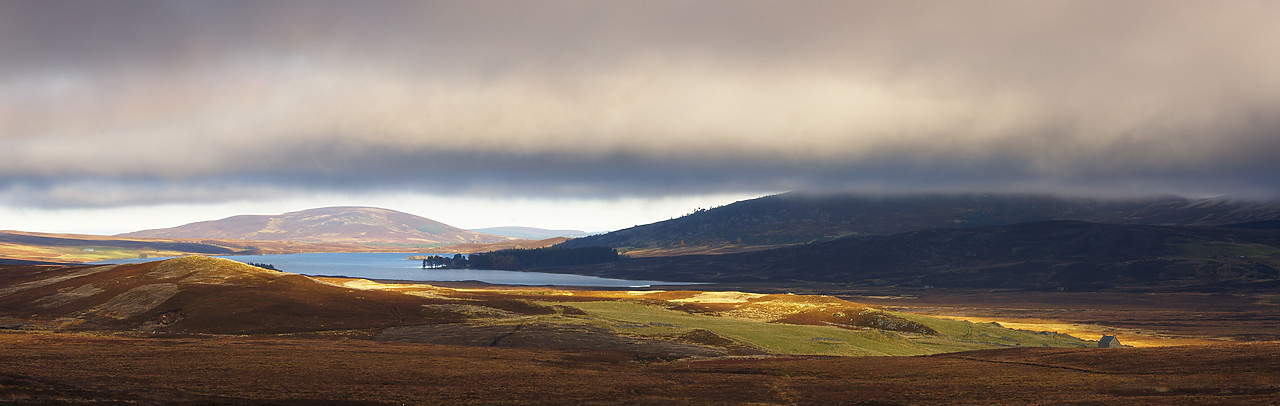 #080482-1 - Lochindorb on Dava Moor, Cairngorms National Park, Highland Region, Scotland