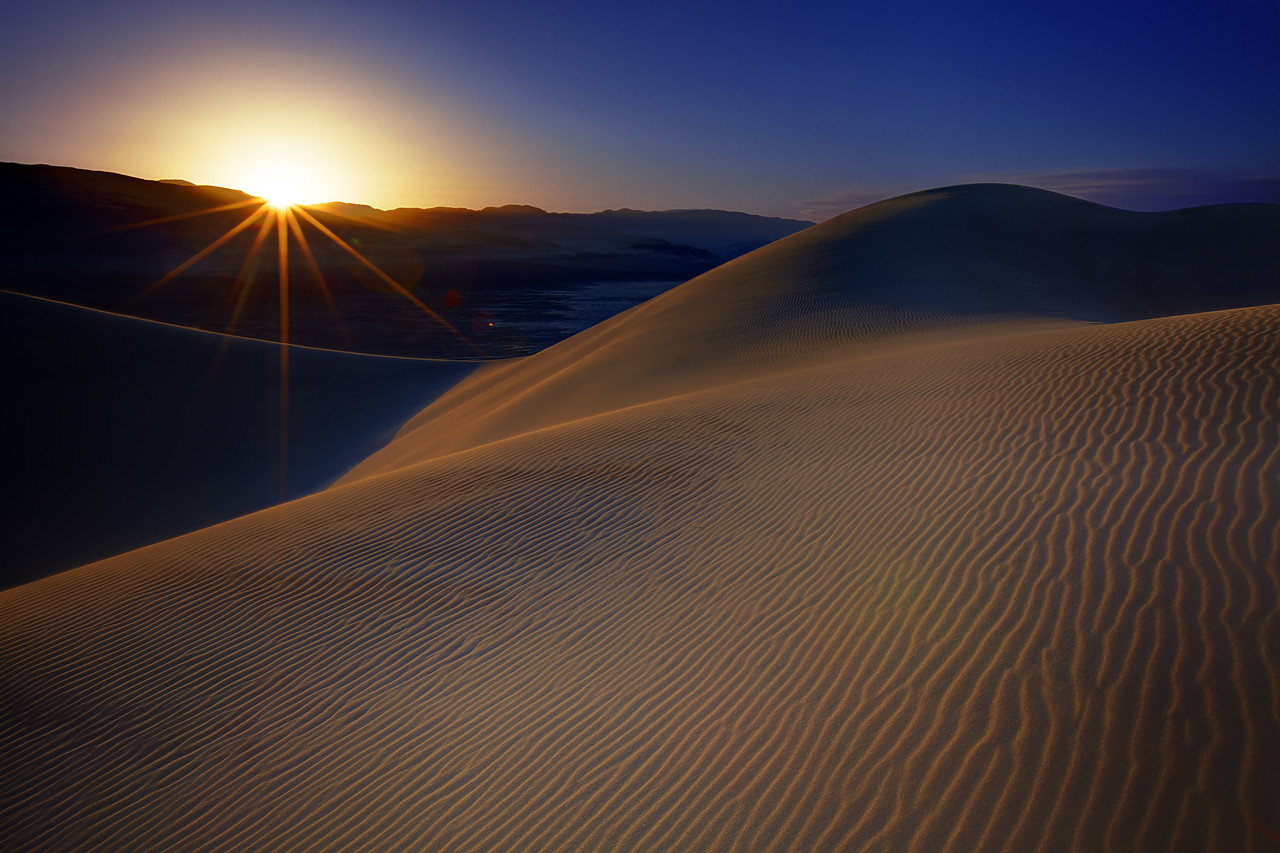 #090060-1 - Eureka Dunes, Death Valley National Park, California, USA