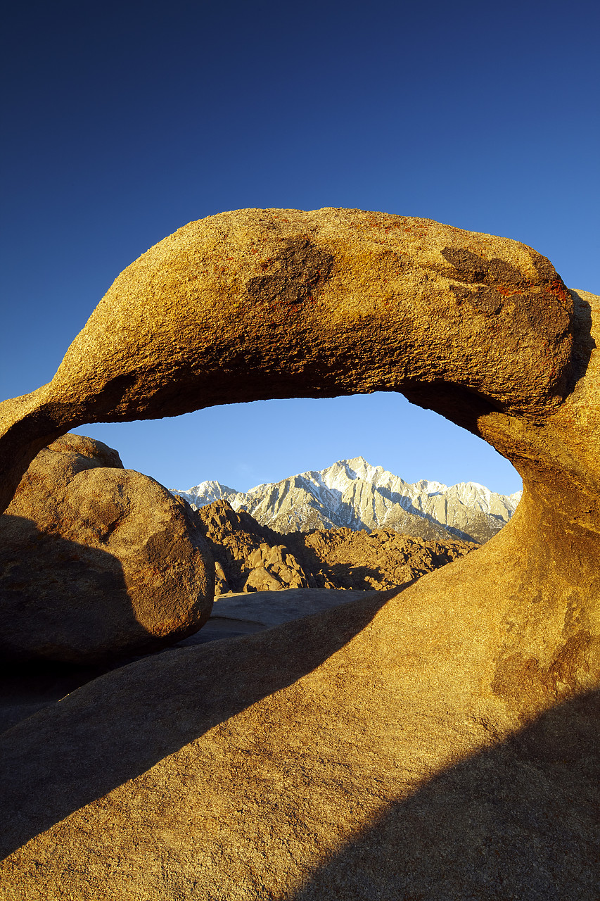 #090072-2 - Alabama Arch, Alabama Hills, Lone Pine, California, USA