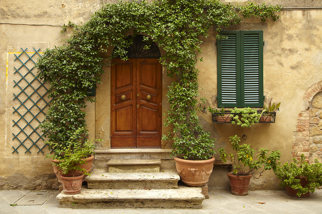#090193-1 - Door & Window, La Foce, Tuscany, Italy