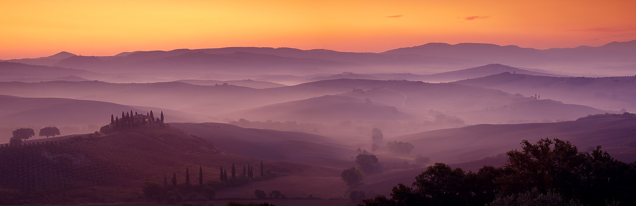 #090223-1 - Morning Mist at Belvedere, Val d' Orcia, Tuscany, Italy