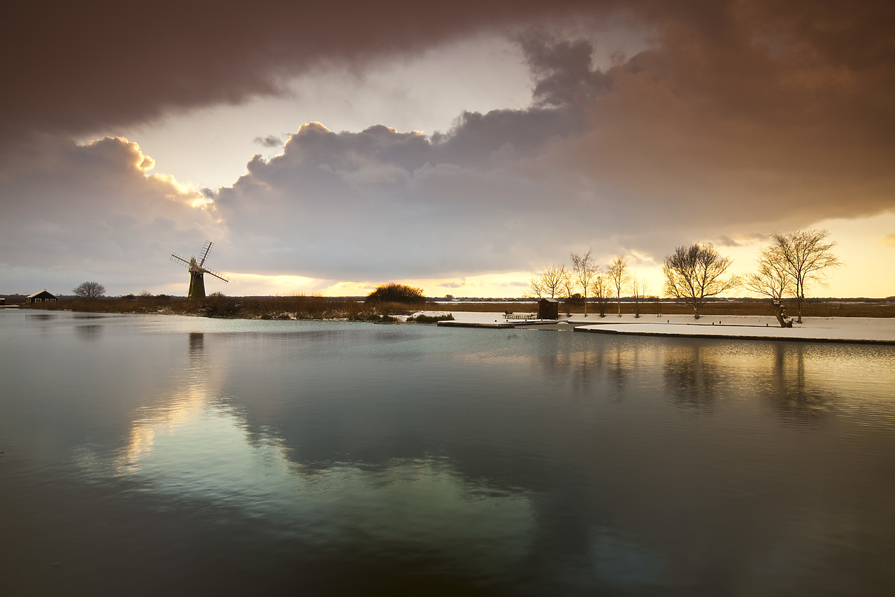 #090279-1 - St. Benet's Mill & River Thurne Reflections, Norfolk Broads National Park, Norfolk, England