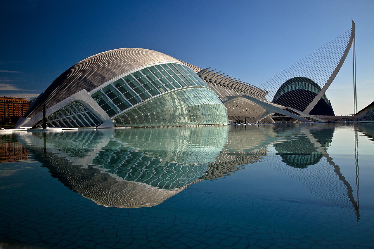 #100020-1 - The Hemisferic, City of Arts & Sciences, Valencia, Spain
