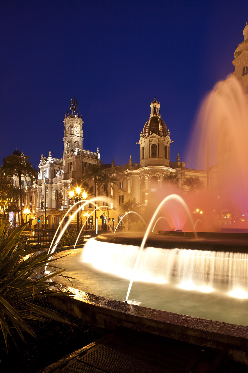 #100043-2 - Town hall & Fountain in Plaza del Ayuntamiento at Night, Valencia, Spain